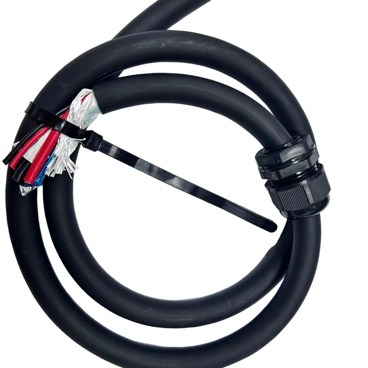 Tilpasset overstøbt ISOBUS-stikkabel